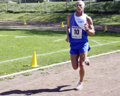 2011 1.jpg (38085 bytes)